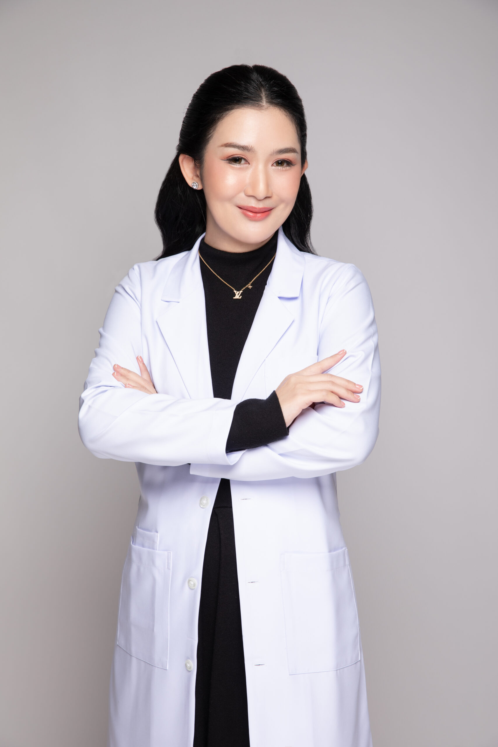 ดร.ก้อย Skincare Certified Coach ผู้ก่อตั้งแบรนด์ SONGNAANG BOTANICAL